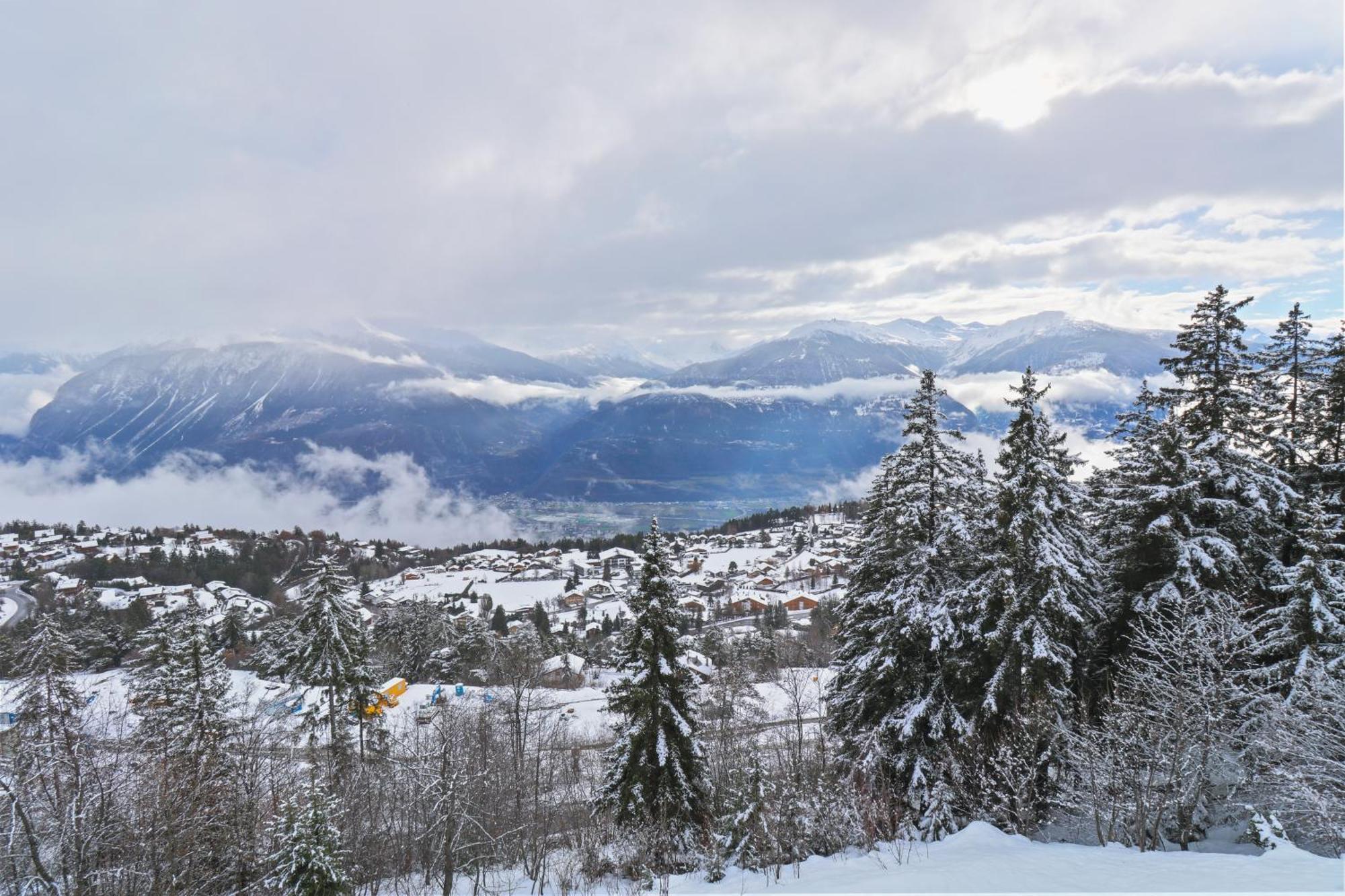 Magnifique Appartement Proche Du Centre Crans-Montana Exteriör bild